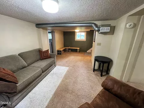 323 Custer Park St, Bismarck, ND 58501 photo 17