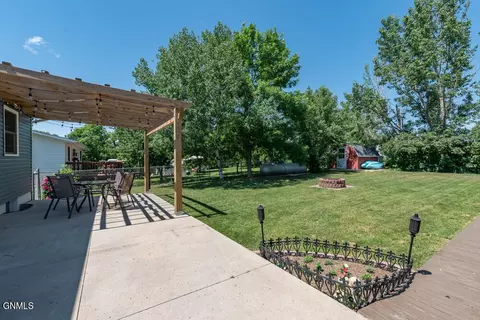 220 Lake St, Mandan, ND 58554 photo 24