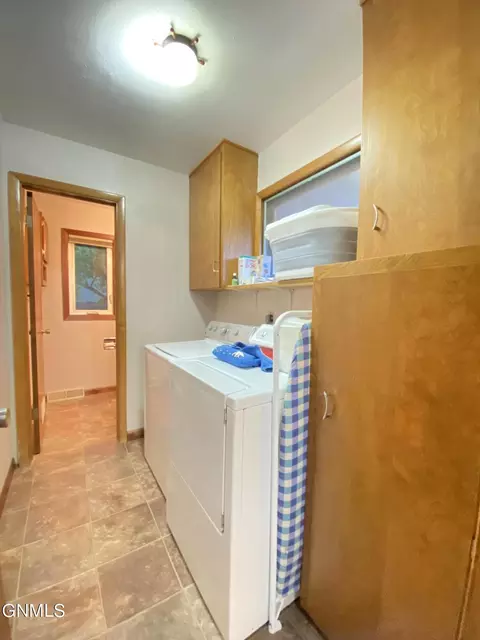 1808 Boulevard Ave E, Bismarck, ND 58501 photo 27