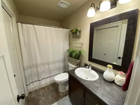 2513 Peach Tree Dr, Bismarck, ND 58504 photo 12