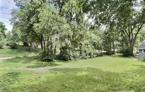 211 6th Ave NE, Mandan, ND 58554 photo 5