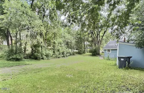211 6th Ave NE, Mandan, ND 58554 photo 9