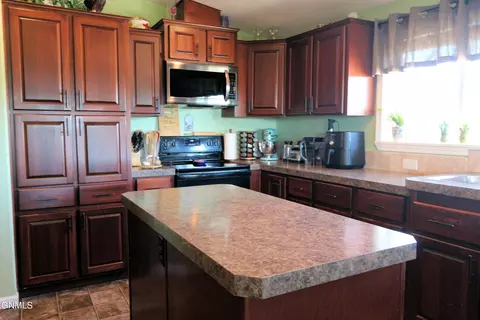 5613 Lukenbill Ave, Williston, ND 58801 photo 20