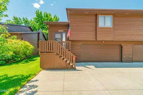 409 Brandon Dr, Bismarck, ND 58503 photo 25