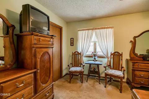 409 Brandon Dr, Bismarck, ND 58503 photo 35