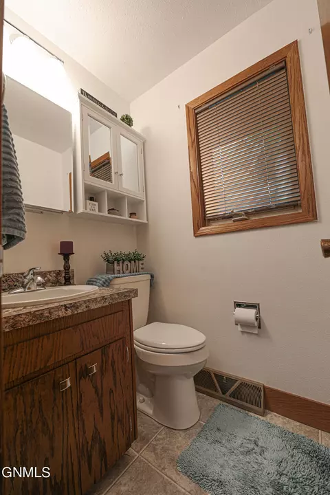 1122 Morningside St, Bismarck, ND 58501 photo 33