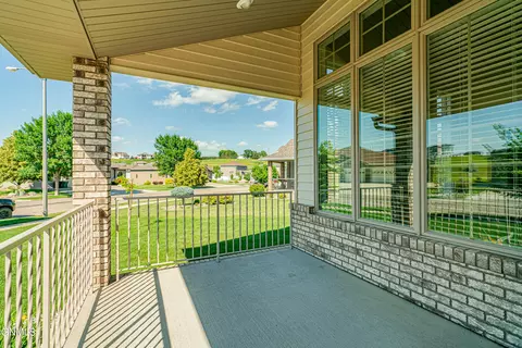 3431 Thunderbird Ln, Bismarck, ND 58503 photo 85