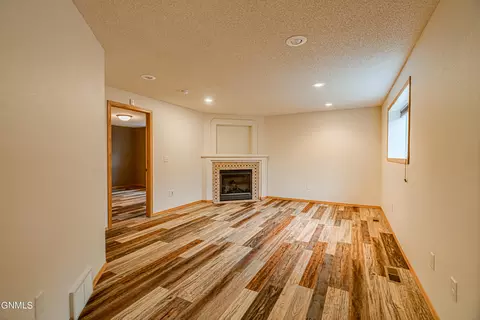3431 Thunderbird Ln, Bismarck, ND 58503 photo 58