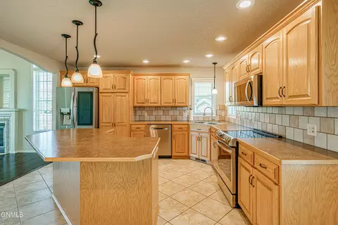 3431 Thunderbird Ln, Bismarck, ND 58503 photo 15