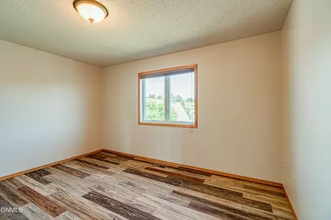 3431 Thunderbird Ln, Bismarck, ND 58503 photo 49