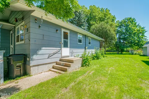 717 16th St S, Bismarck, ND 58504 photo 42