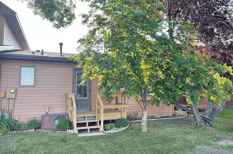 2215 N Main Ct, Williston, ND 58801 photo 31