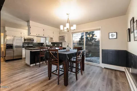 604 Turnpike Ave E, Bismarck, ND 58501 photo 5