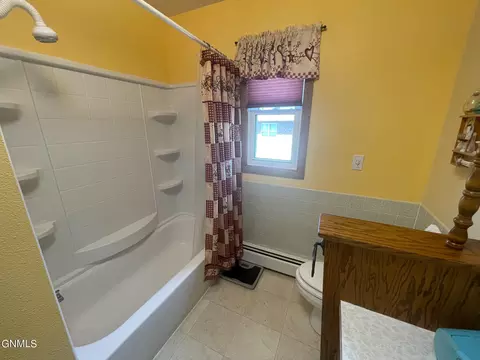401 3rd St SW, Steele, ND 58482 photo 19
