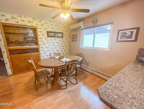 401 3rd St SW, Steele, ND 58482 photo 14