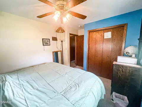 401 3rd St SW, Steele, ND 58482 photo 26