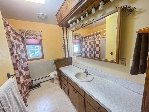401 3rd St SW, Steele, ND 58482 photo 22