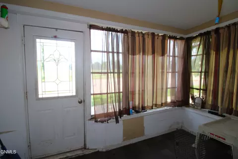 610 E Central Ave, Minot, ND 58701 photo 6