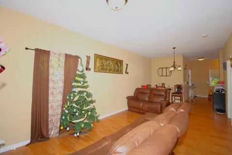 610 E Central Ave, Minot, ND 58701 photo 7