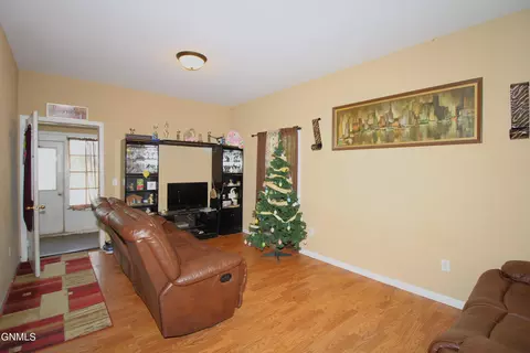 610 E Central Ave, Minot, ND 58701 photo 8