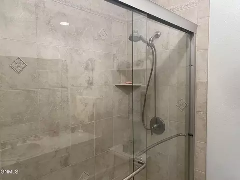 433 Brandon Dr, Bismarck, ND 58503 photo 7