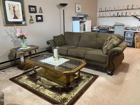 433 Brandon Dr, Bismarck, ND 58503 photo 42