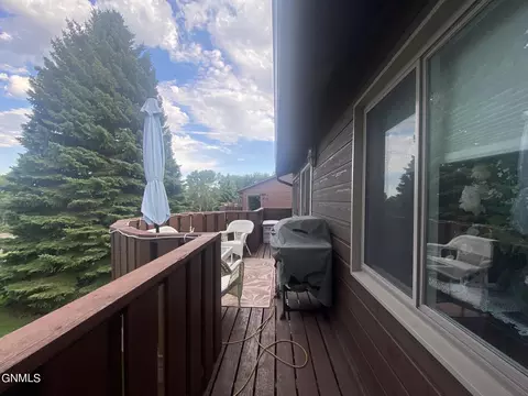433 Brandon Dr, Bismarck, ND 58503 photo 25