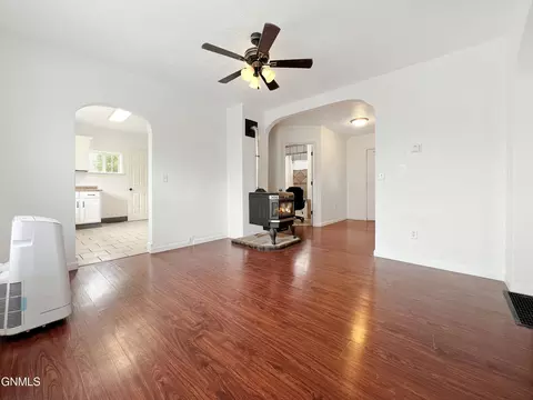 14280 Painted Woods Dr, Williston, ND 58801 photo 5