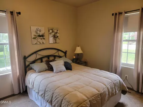 401 3 Ave NE, Mandan, ND 58554 photo 16