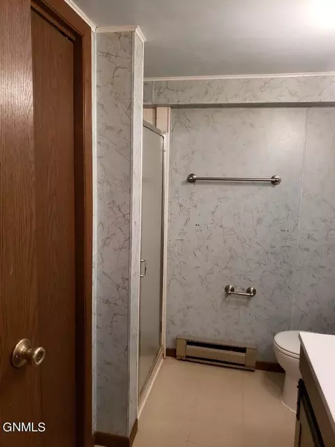 76 1st St NE, Killdeer, ND 58640 photo 25