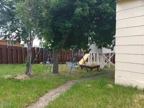 76 1st St NE, Killdeer, ND 58640 photo 38
