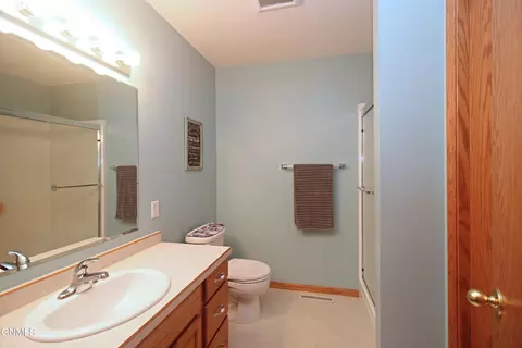 824 Interstate Ave W, Bismarck, ND 58503 photo 17