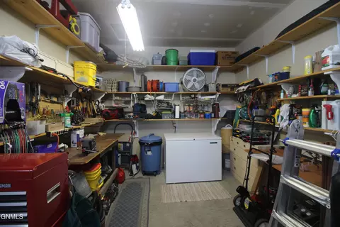 824 Interstate Ave W, Bismarck, ND 58503 photo 35