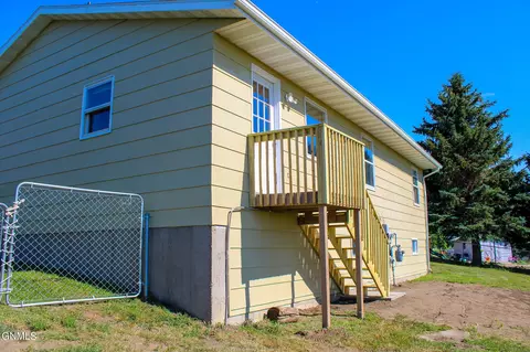 9 Custer Dr, Lincoln, ND 58504 photo 49