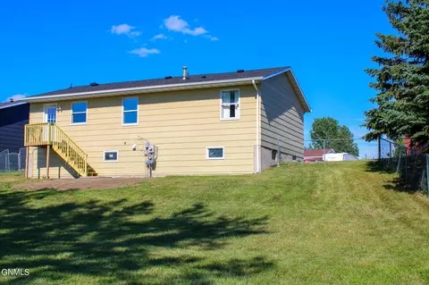 9 Custer Dr, Lincoln, ND 58504 photo 43