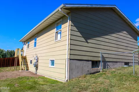 9 Custer Dr, Lincoln, ND 58504 photo 53