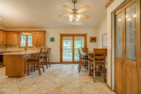 215 Edmonton Dr, Bismarck, ND 58503 photo 13