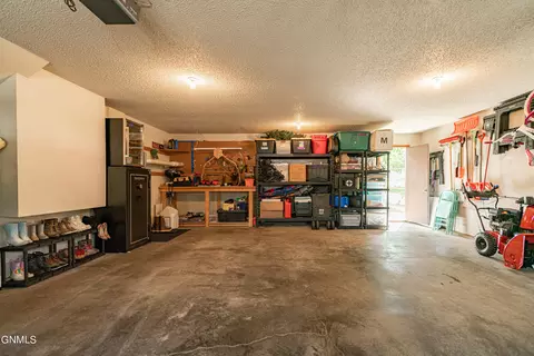 215 Edmonton Dr, Bismarck, ND 58503 photo 46