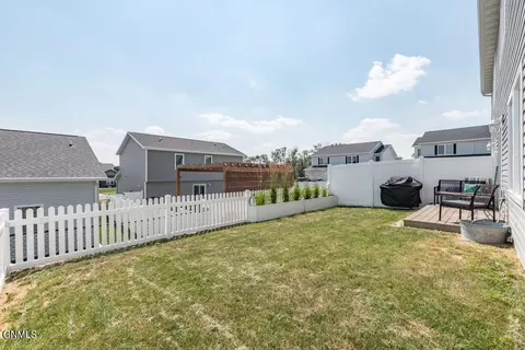 4310 Serenity Ct, Bismarck, ND 58503 photo 20