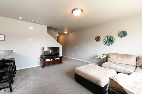 4310 Serenity Ct, Bismarck, ND 58503 photo 9