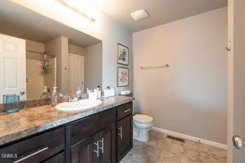 4310 Serenity Ct, Bismarck, ND 58503 photo 14