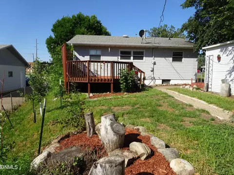 511 Gary Ave, Bismarck, ND 58501 photo 19