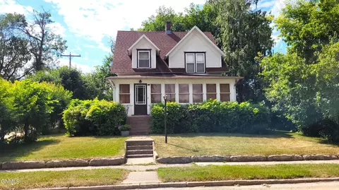 511 4th St W, Edgeley, ND 58433 photo 6