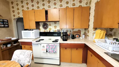 511 4th St W, Edgeley, ND 58433 photo 19
