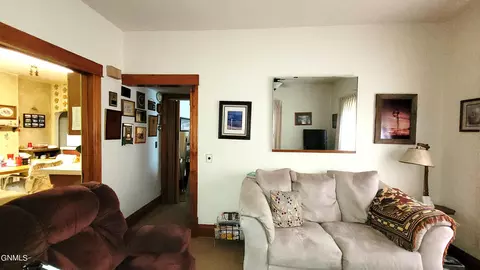 511 4th St W, Edgeley, ND 58433 photo 17