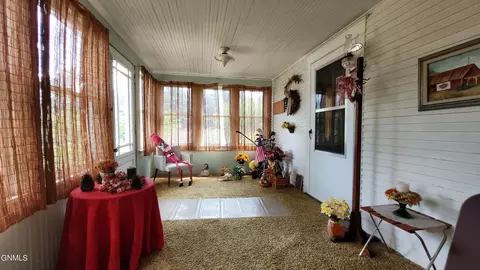 511 4th St W, Edgeley, ND 58433 photo 23