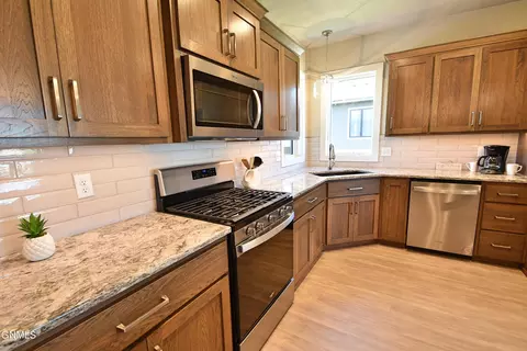 909 Cornerstone Ln, Bismarck, ND 58503 photo 10