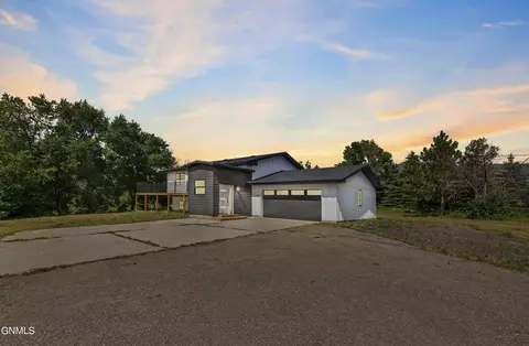 13409 Kingsview Ln, Williston, ND 58801 photo 63