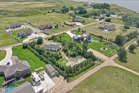 13409 Kingsview Ln, Williston, ND 58801 photo 65