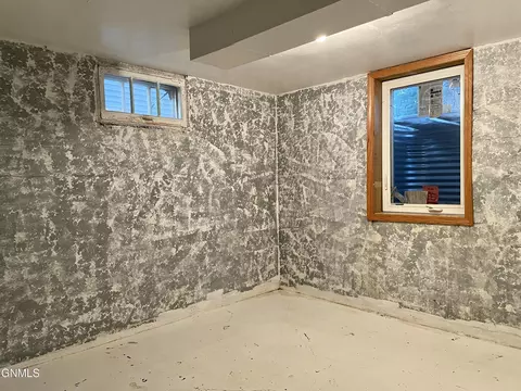 316 West St, Ray, ND 58849 photo 11